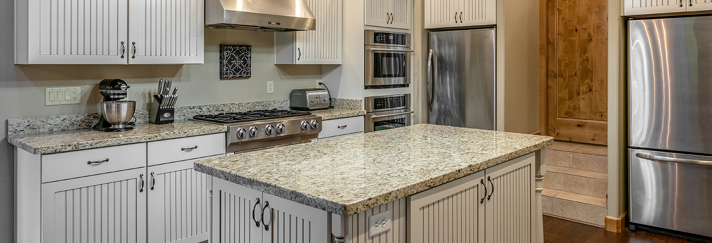 Blog Banner of Kitchen With Granite Countertops