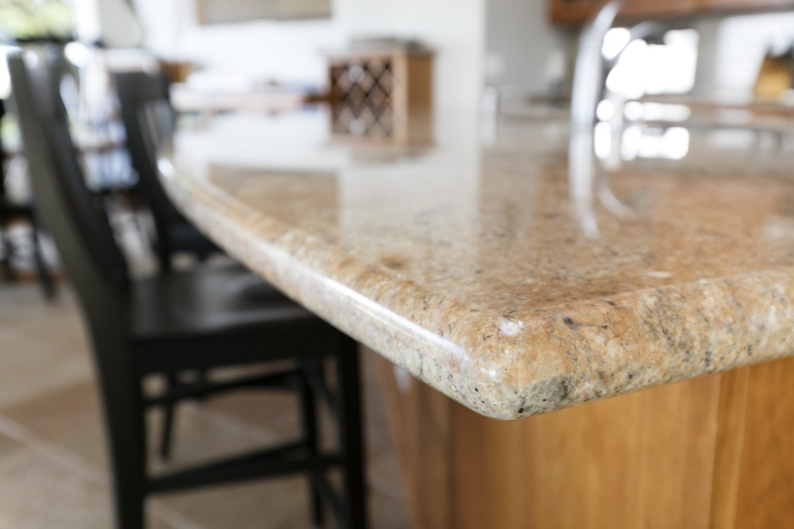 granite countertop edge in a Pittsburgh kitchen