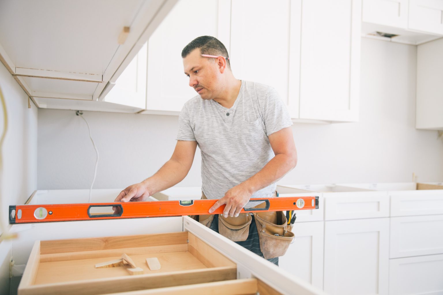 Curated visual reference: Picture Idea: Why Hire A Cabinet Installer